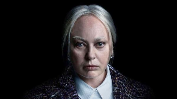 Лариса Гузеева покрасила волосы и брови в белый цвет: «Неузнаваема»