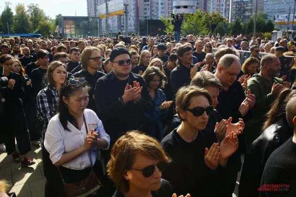 «Ещё одна невеста пришла». Как Масляков встретил свою любовь Светлану