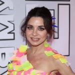 Анна Плетнёва просила шамана увеличить грудь и срывала уроки с Николаем Басковым